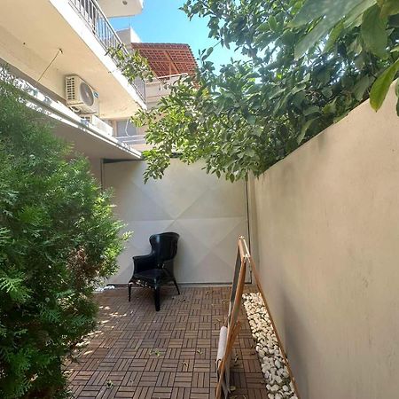 Green Spot Apartments Atene Esterno foto
